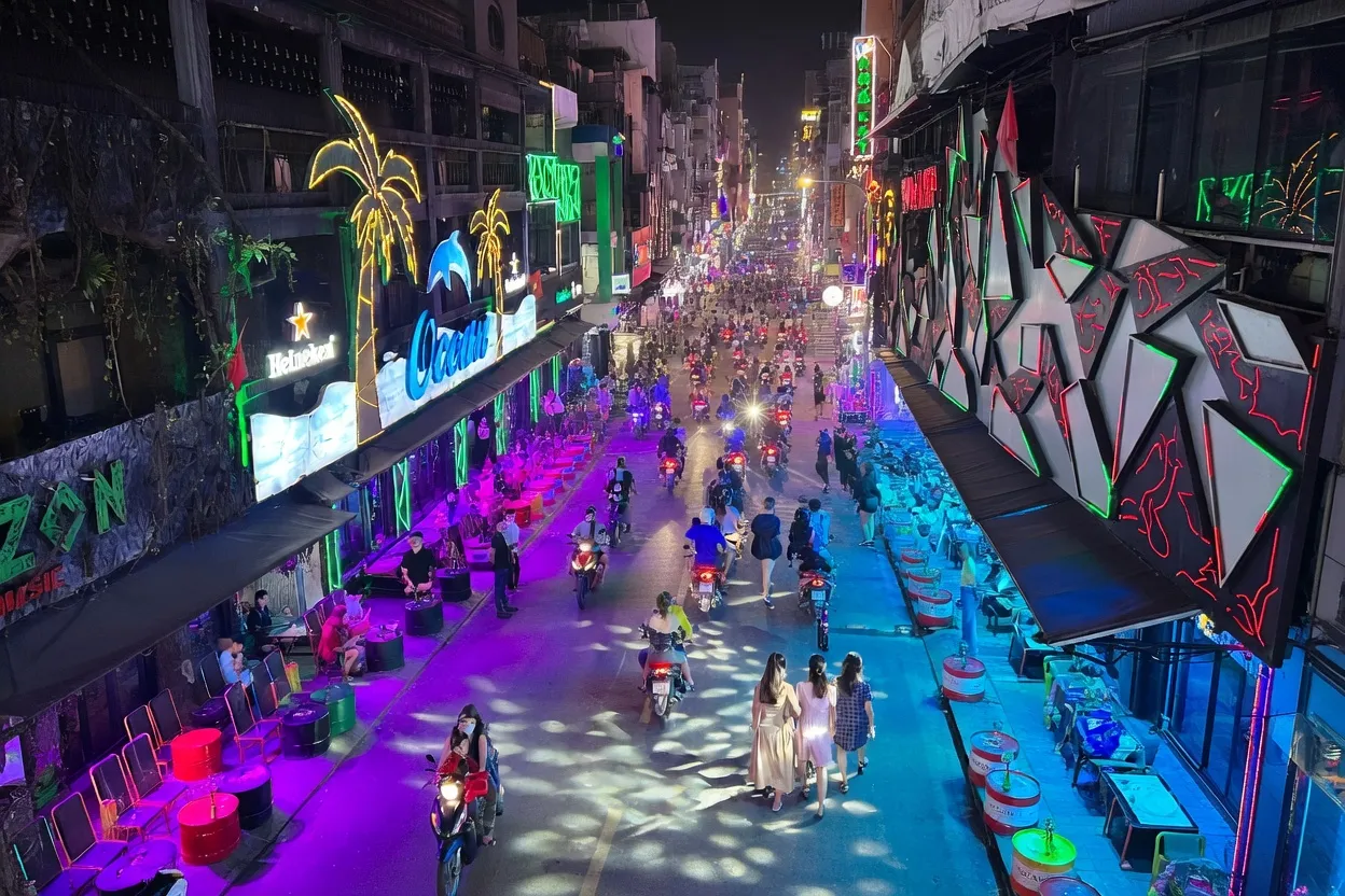 Bui Vien Walking Street nightlife in Ho Chi Minh City